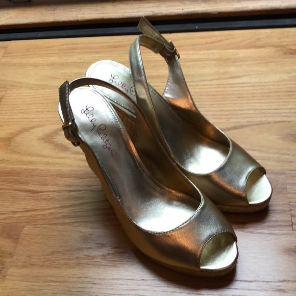 Lilly Pulitzer Kristin gold metallic wedge 8 1/2